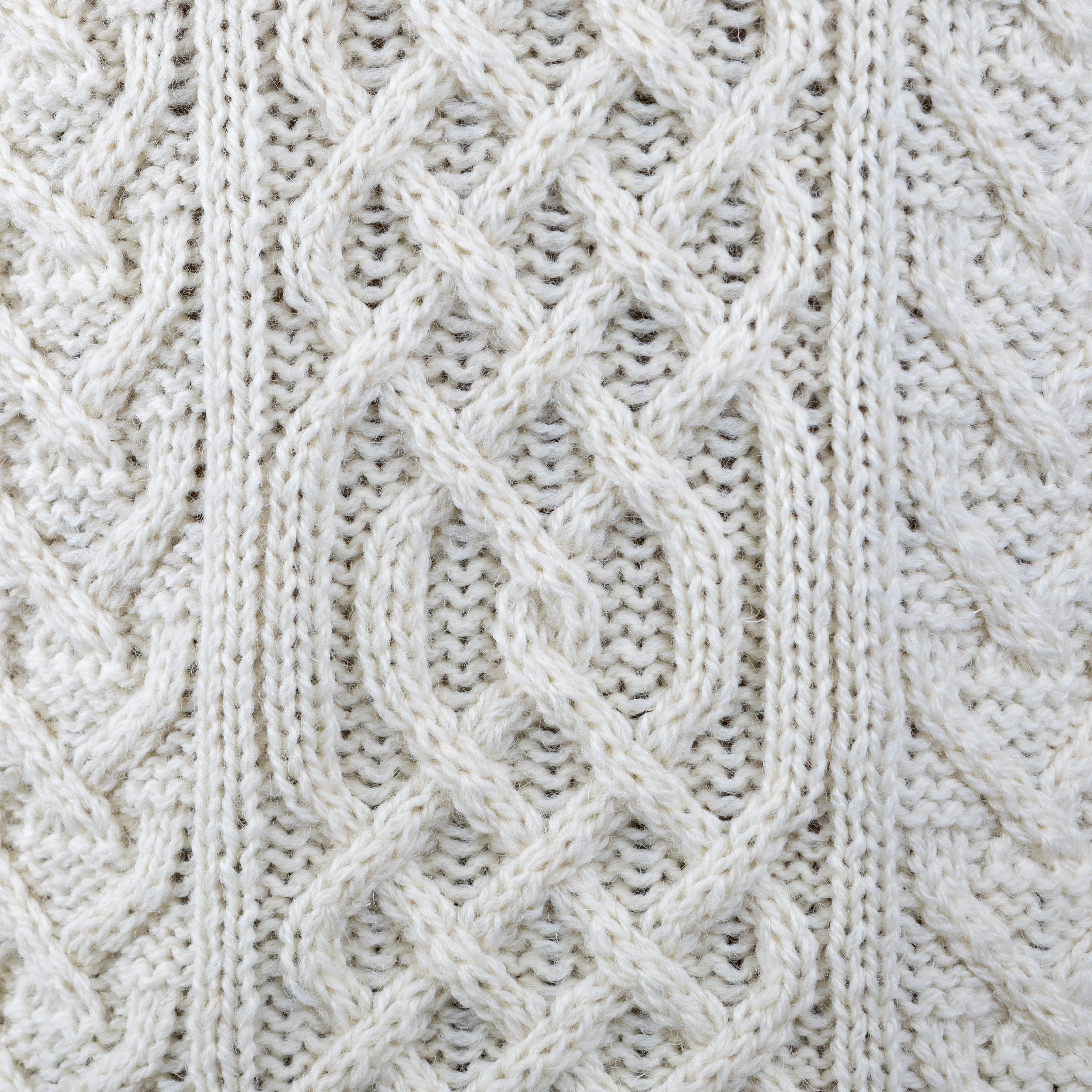 Aran Cable Knit Jumper in Ecru