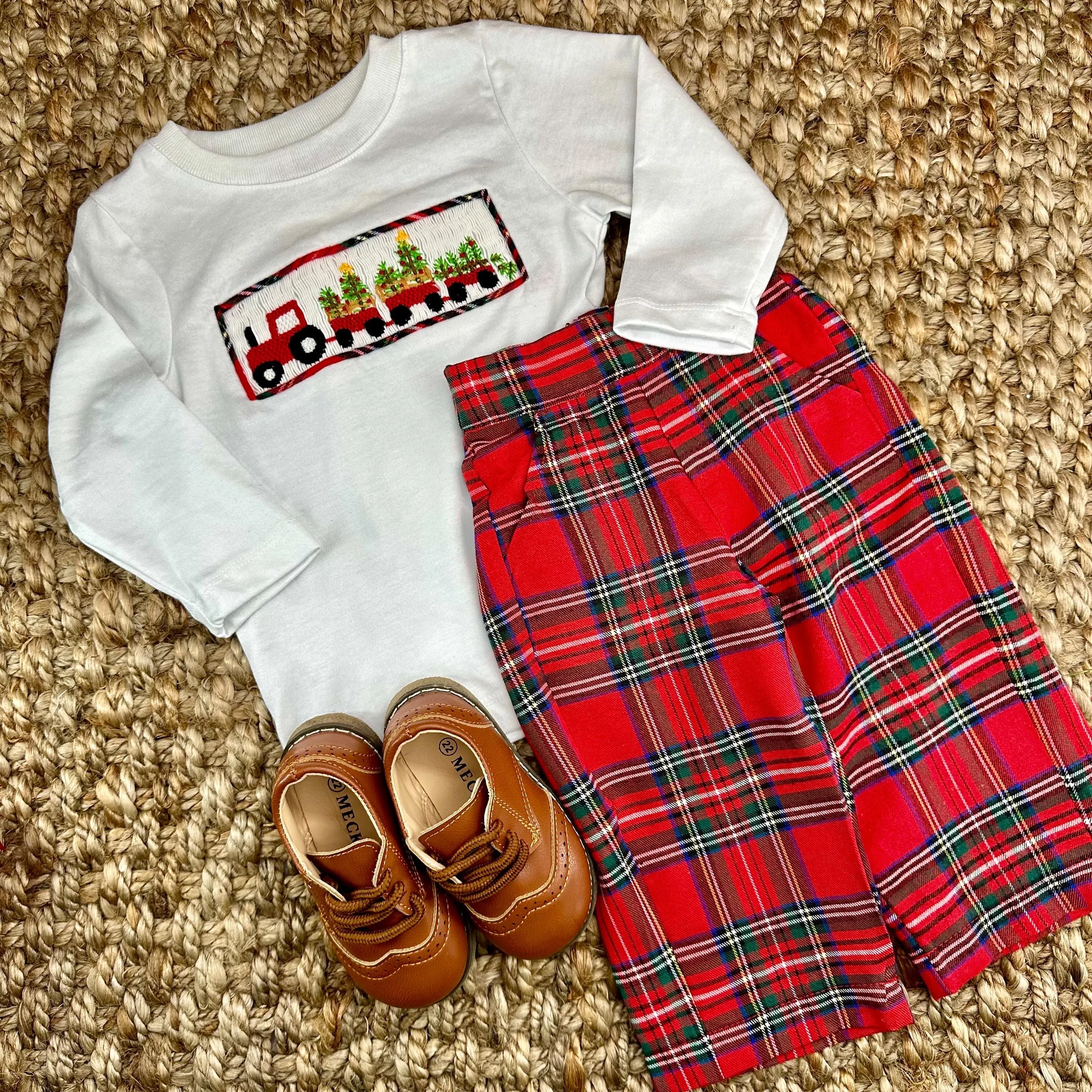 Boys Pants in Christmas Plaid with Pockets