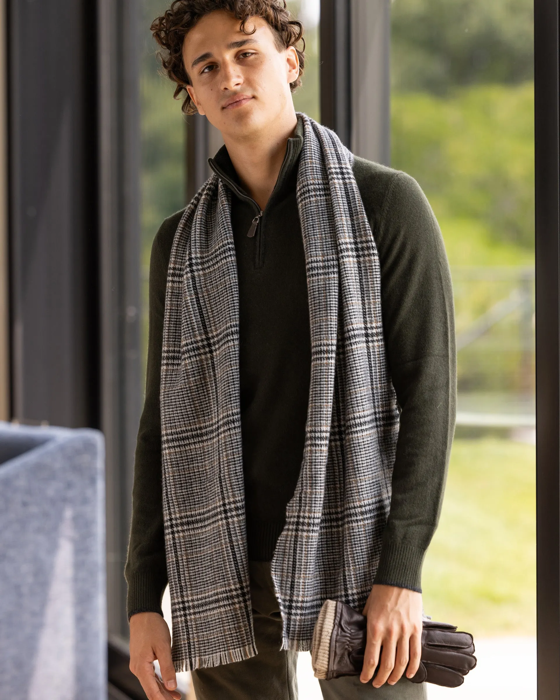 CASHMERE WINDOW PANE PLAID WOVEN SCARF