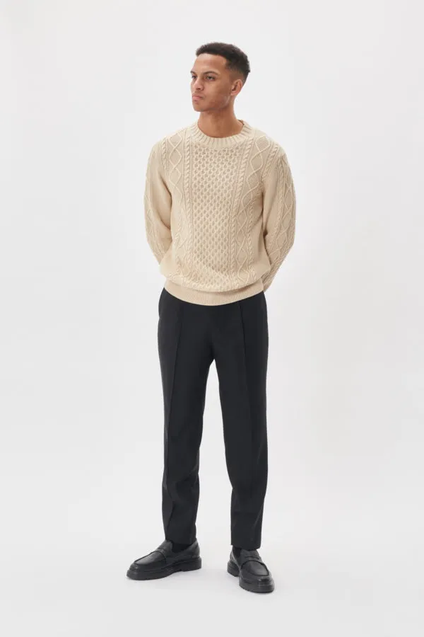 MATRITON CABLE KNIT SWEATER