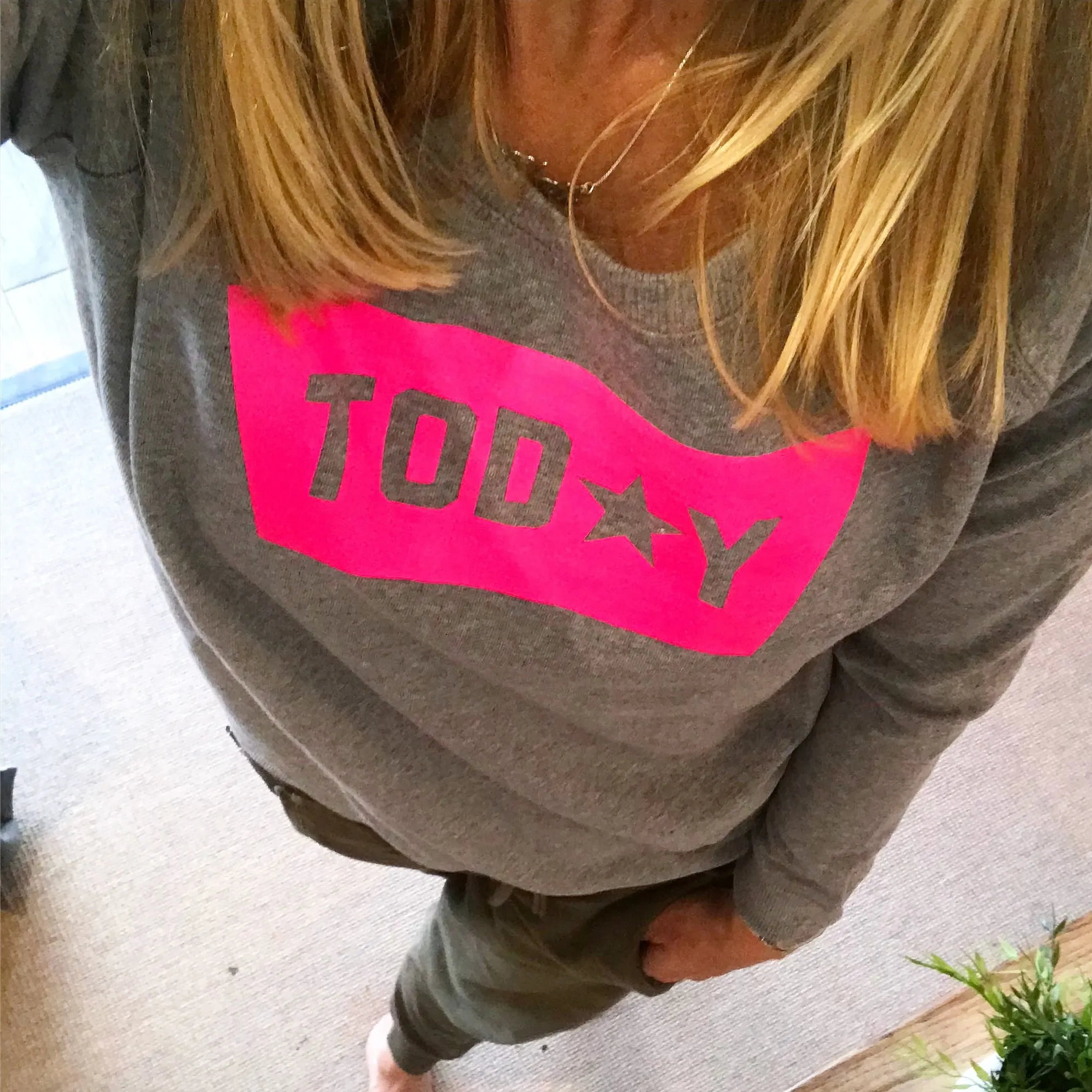 TODAY neon pink sweatshirt