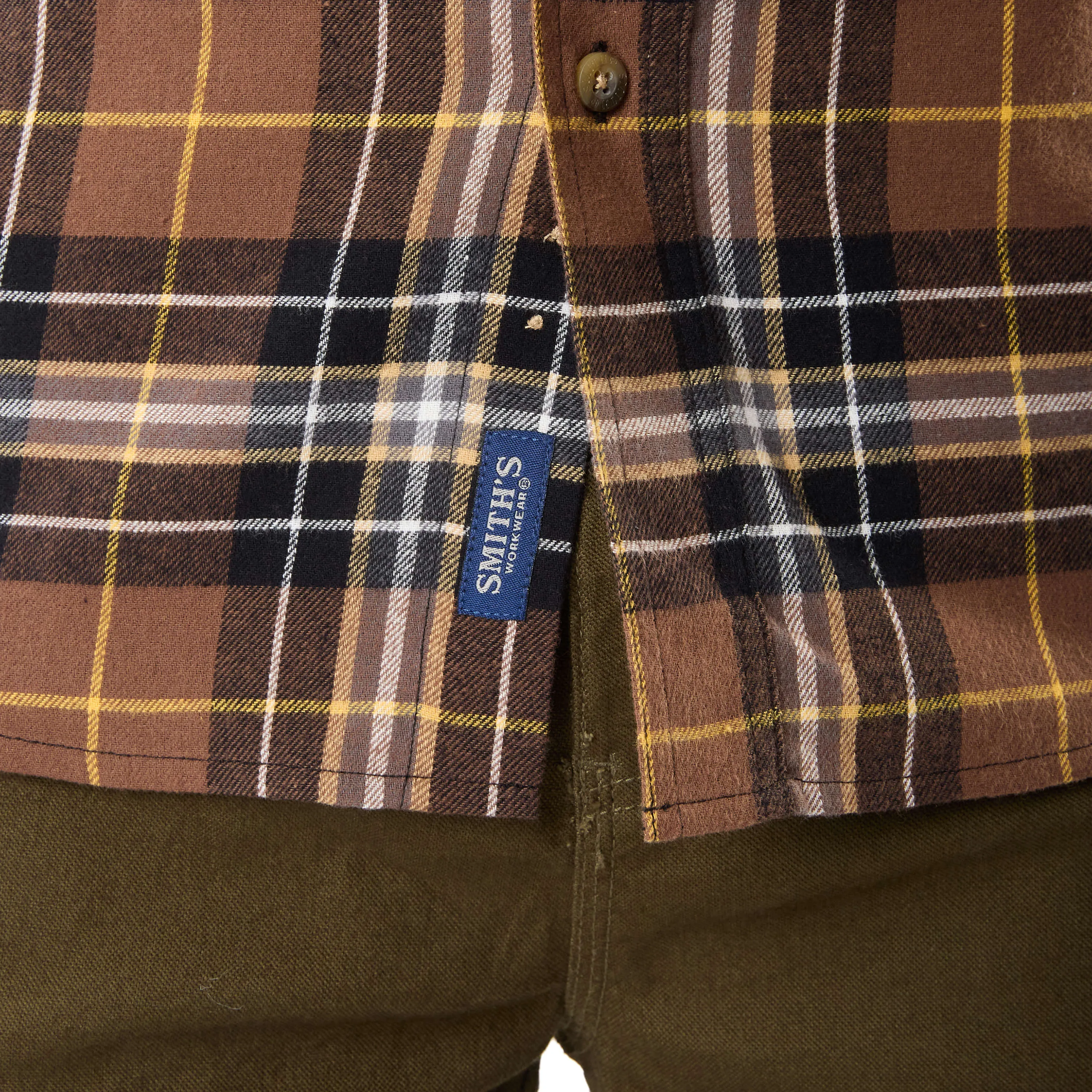 TWO-POCKET BUTTON DOWN FLANNEL SHIRT