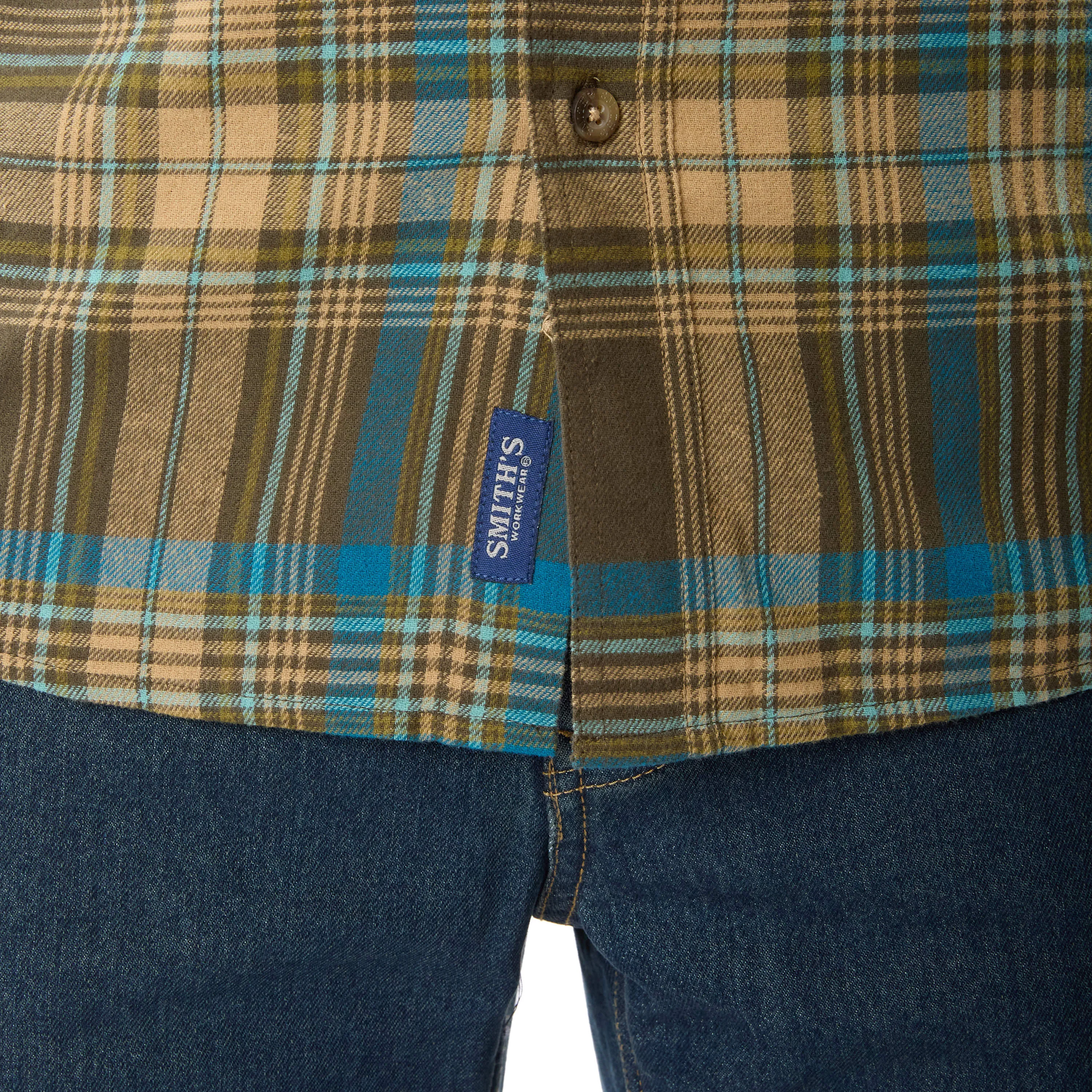 TWO-POCKET BUTTON DOWN FLANNEL SHIRT