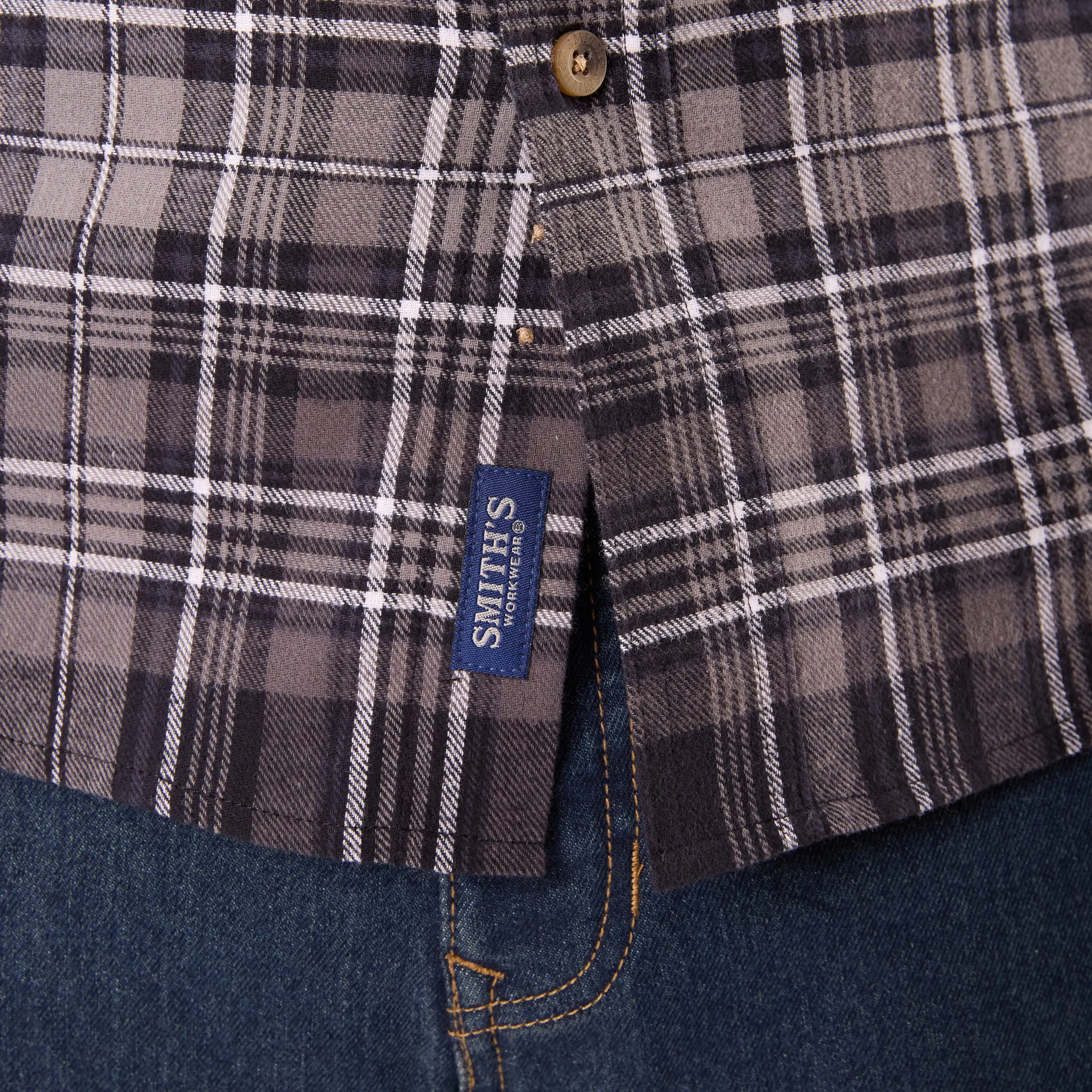 TWO-POCKET BUTTON DOWN FLANNEL SHIRT