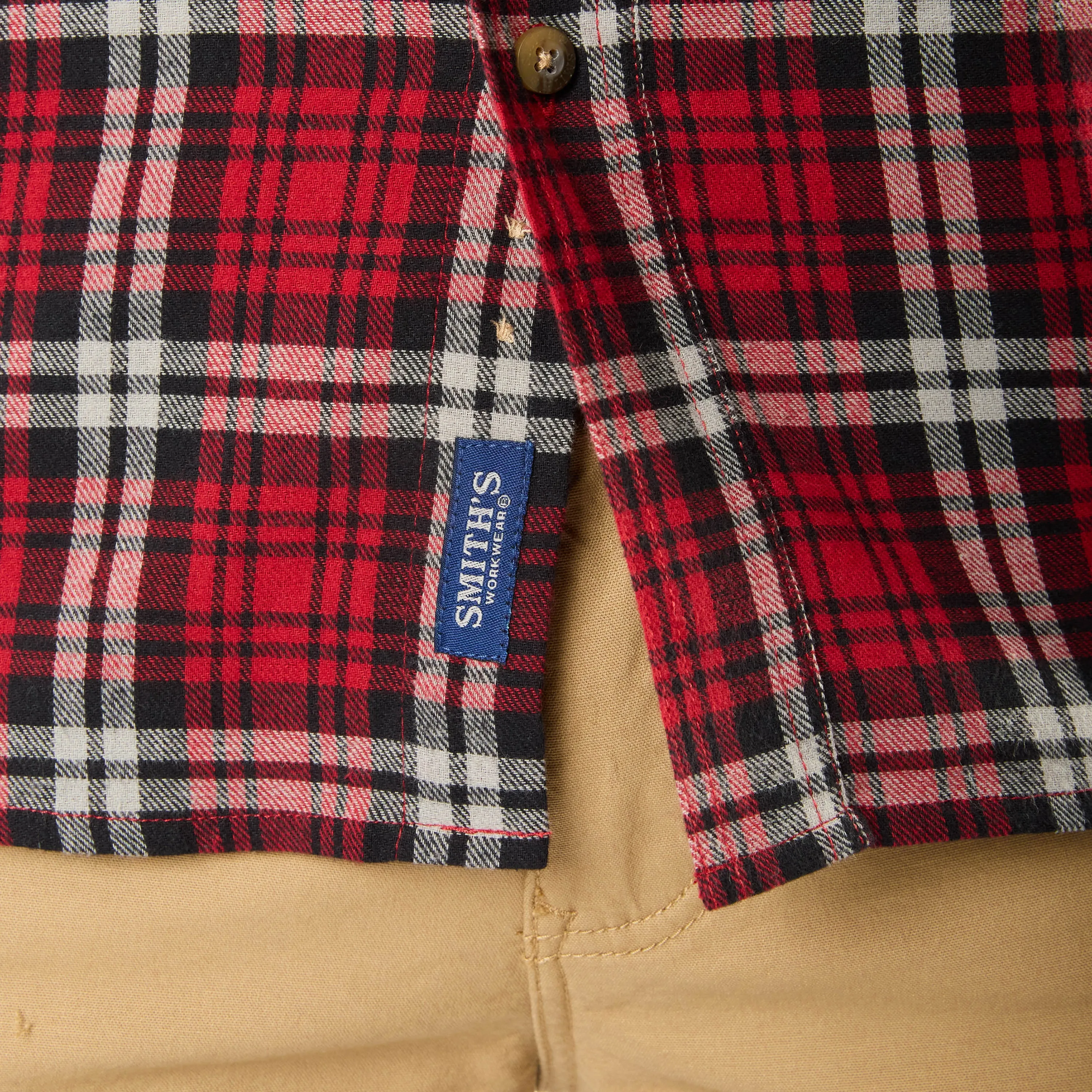 TWO-POCKET BUTTON DOWN FLANNEL SHIRT