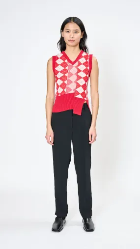 V-Neck Argyle Vest in Red